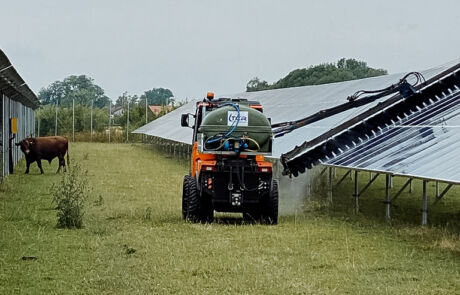 Photovoltaik- und Solaranlagenreinigung