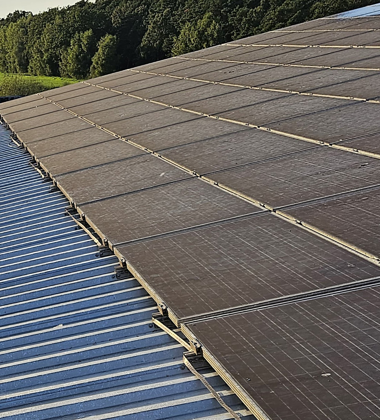 Photovoltaik- und Solaranlagenreinigung